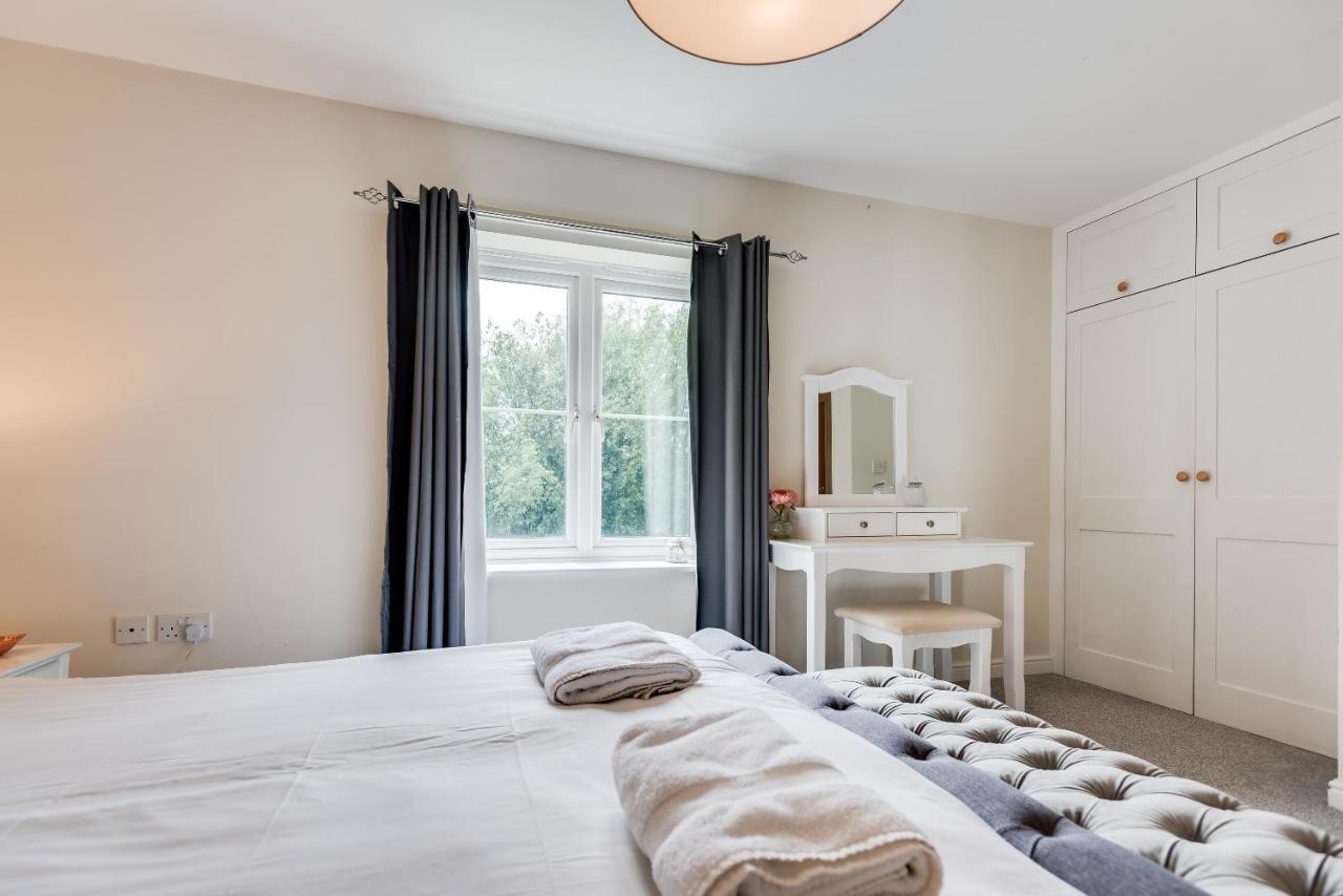 Modern 2 Bedroom Apartment In Popular Jericho !!! Oxford Esterno foto
