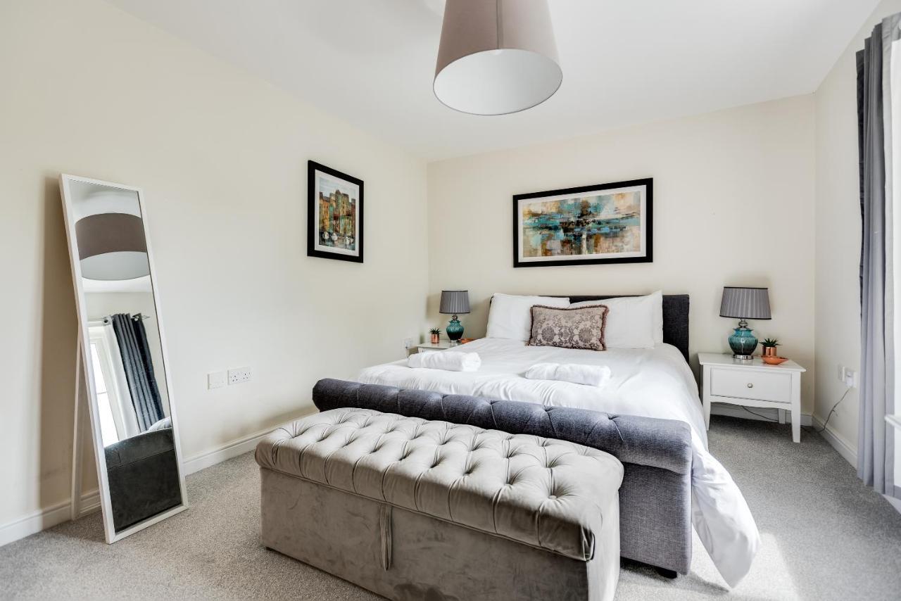 Modern 2 Bedroom Apartment In Popular Jericho !!! Oxford Esterno foto